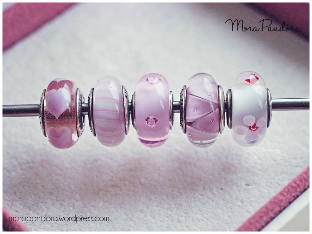 pandora-valentine's-2015-pink-hearts-murano-1a